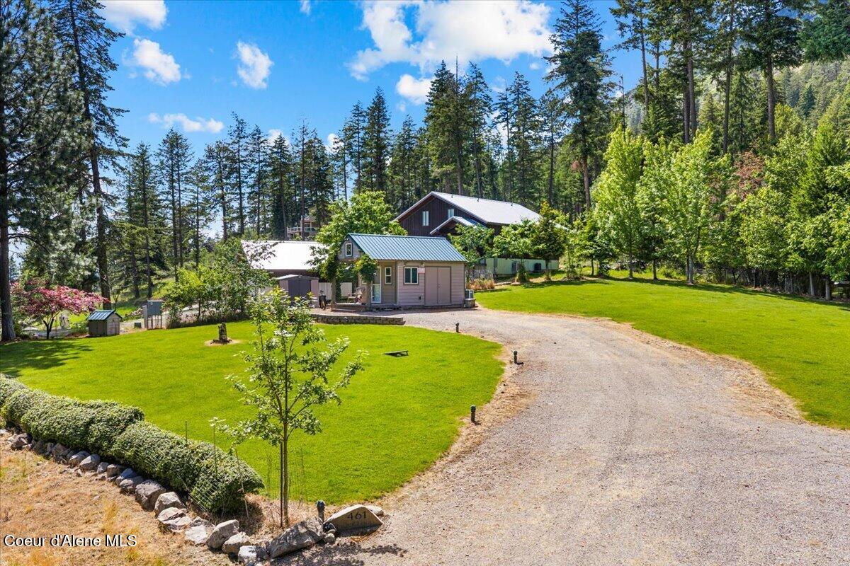 461 Glacier Loop Athol, ID 83801 - Photo 7 of 26 DRIVEWAY