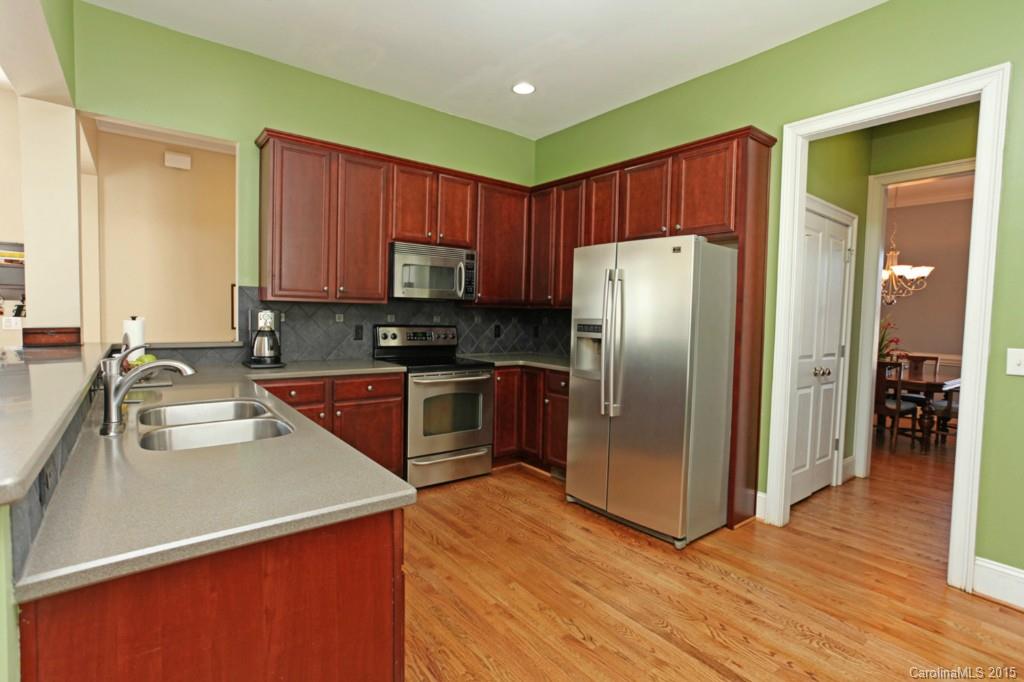 708 Bath Court Fort Mill, SC 29708 - Photo 11 of 24