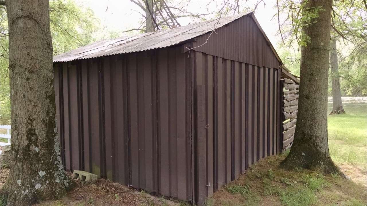 11355 East Division Road Knox, IN 46534 - Photo 17 of 23