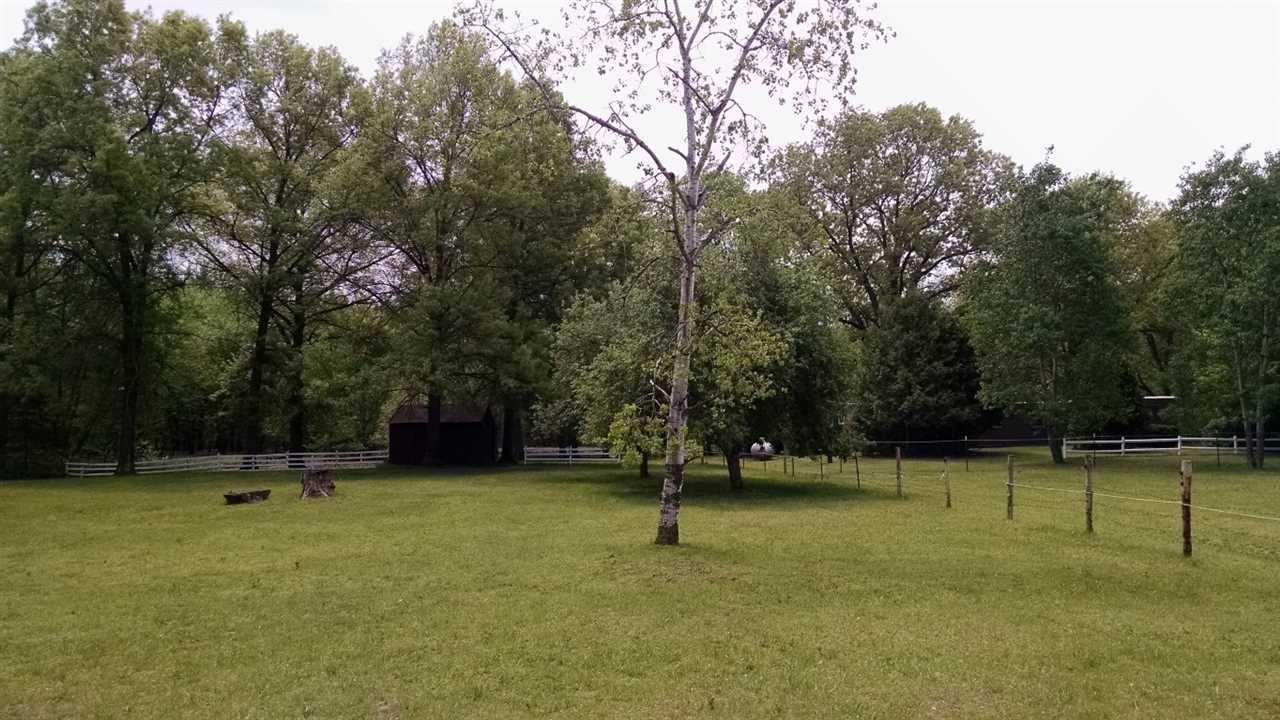 11355 East Division Road Knox, IN 46534 - Photo 19 of 23
