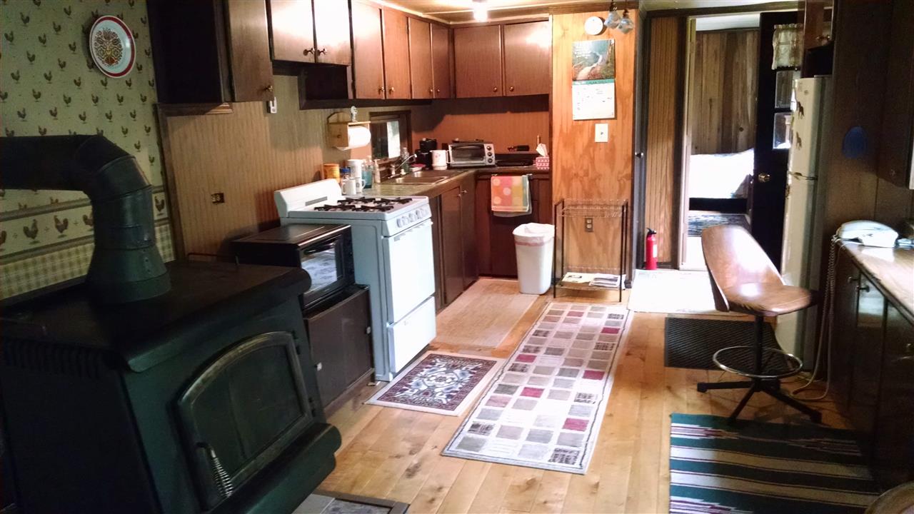 11355 East Division Road Knox, IN 46534 - Photo 5 of 23