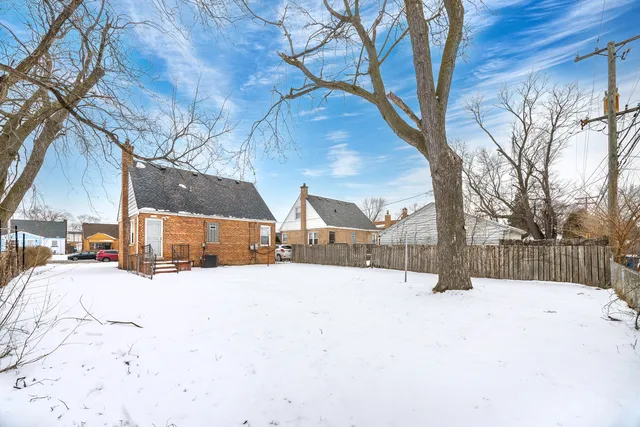 $129,999 | 1527 Wentworth Avenue, Calumet City, IL 60409