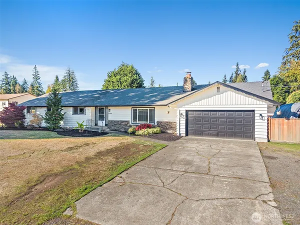 $824,995 | 9206 31st Avenue Southeast, Everett, WA 98208