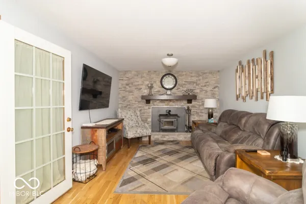 $320,000 | 3198 North County Road 300 West, New Castle, IN 47362