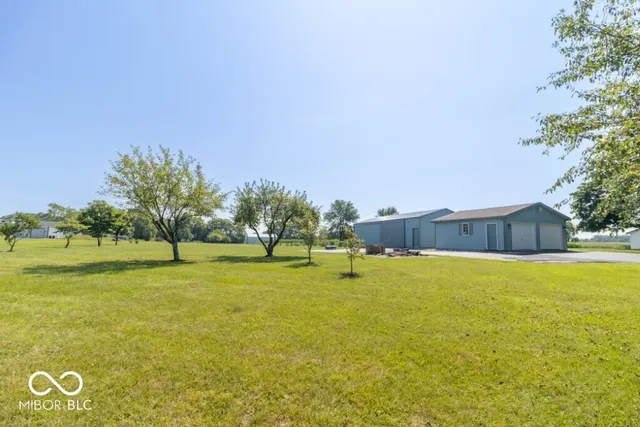 $339,900 | 3198 North County Road 300 West, New Castle, IN 47362