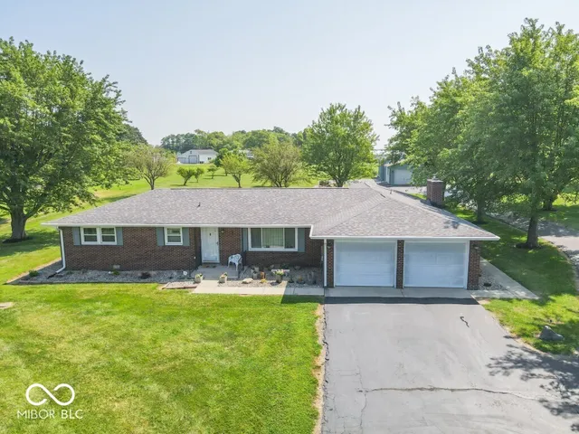 $339,900 | 3198 North County Road 300 West, New Castle, IN 47362