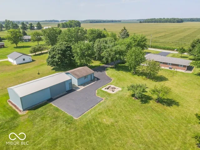 $339,900 | 3198 North County Road 300 West, New Castle, IN 47362