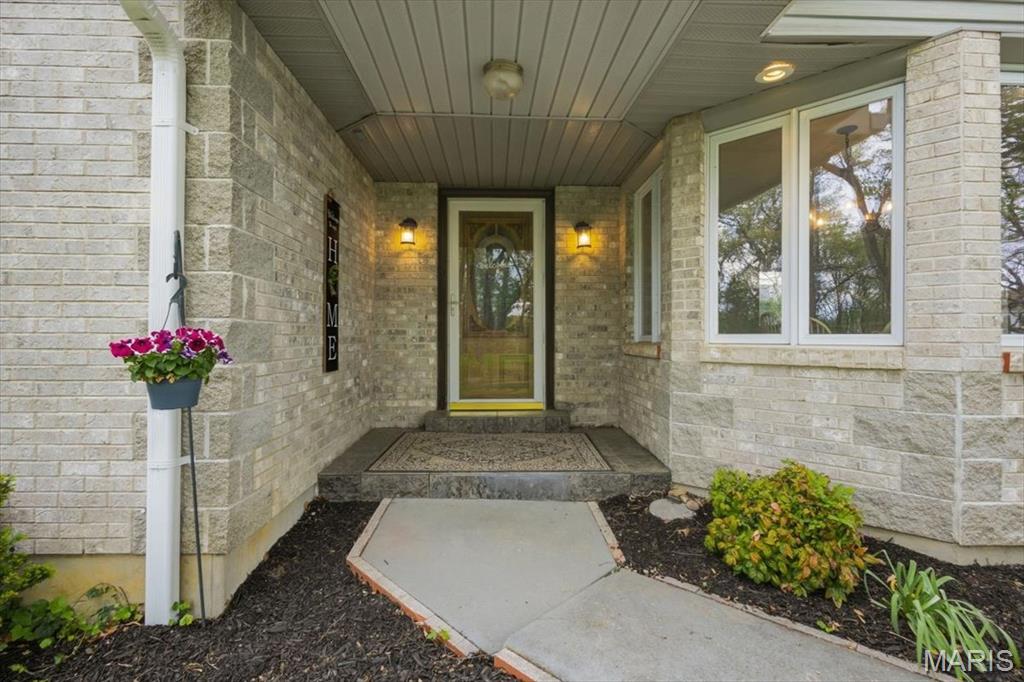 249 Reinke Road Ballwin, MO 63021 - Photo 3 of 68