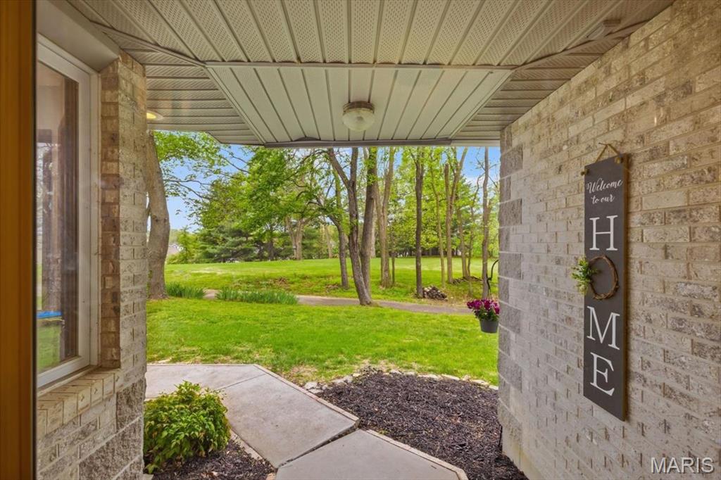 249 Reinke Road Ballwin, MO 63021 - Photo 4 of 68