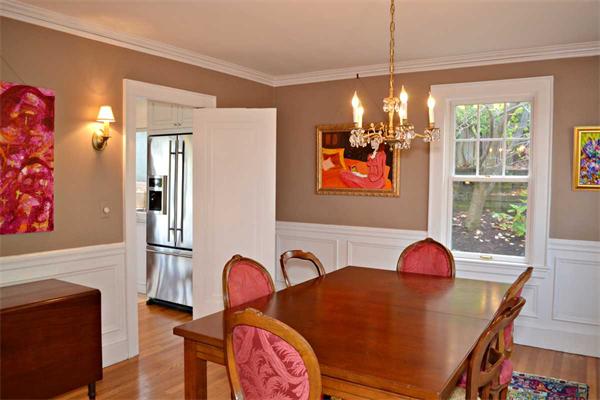 14 Shornecliffe Road Newton, MA 02458 - Photo 10 of 26 Gallery Image 10