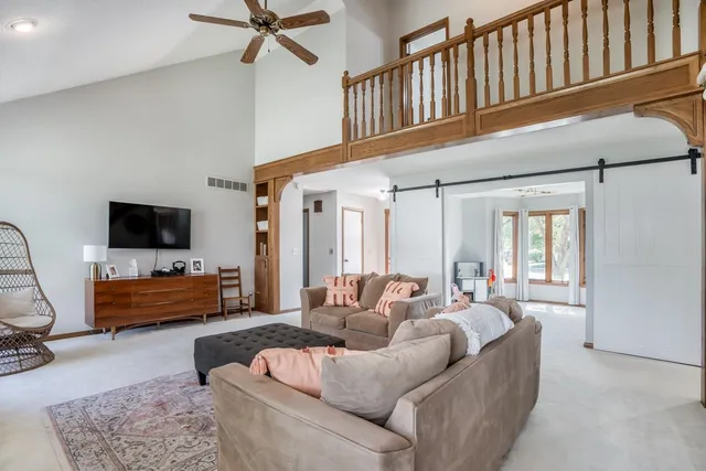 $284,900 | 4610 Farmstead Court, Bel Aire, KS 67220