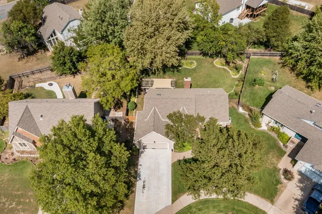 $284,900 | 4610 Farmstead Court, Bel Aire, KS 67220