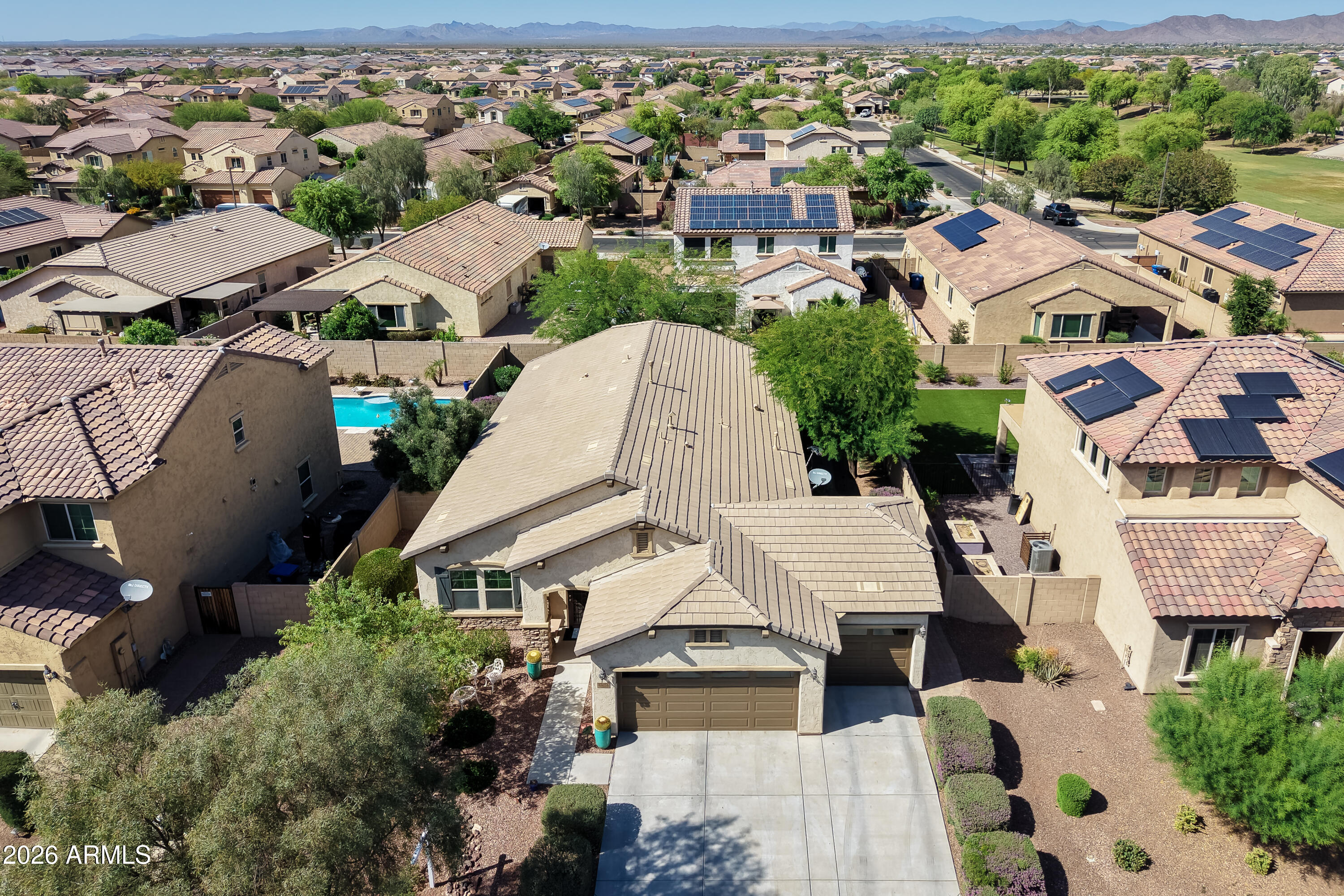 17484 West Bajada Road Surprise, AZ 85387 - Photo 26 of 31 Bajada00042