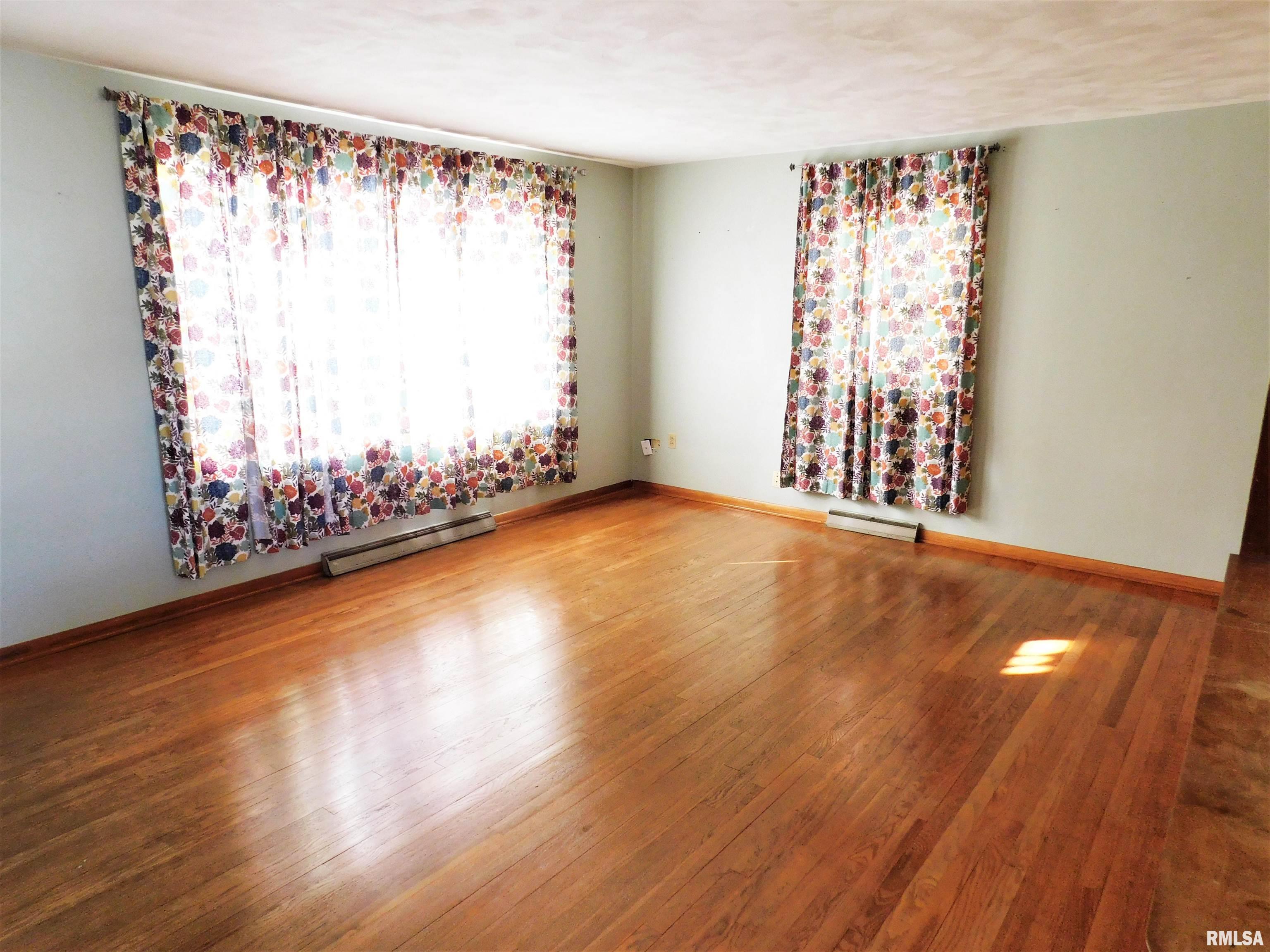 6 Walberta Drive Rochester, IL 62563 - Photo 5 of 24