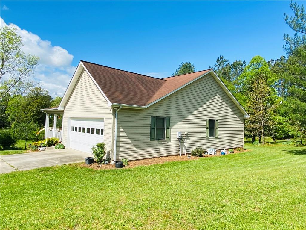 4465 Calico Road Lenoir, NC 28645 - Photo 4 of 33 Gallery Image 4