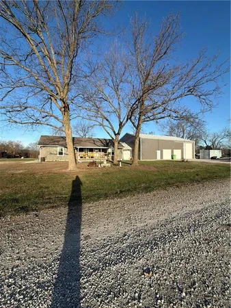 $369,900 | 106 Preston Street, Kincaid, KS 66039