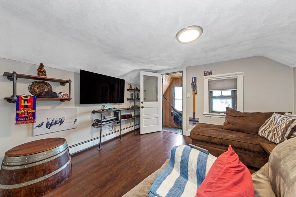 39 Cottage Park Road Winthrop, MA 02152 - Photo 18 of 41 Gallery Image 18