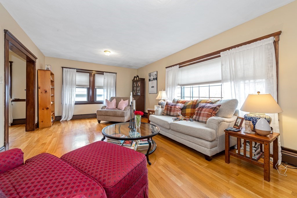 39 Cottage Park Road Winthrop, MA 02152 - Photo 2 of 41 Gallery Image 2