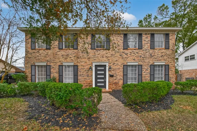 $340,000 | 422 Willow Vista Drive, El Lago, TX 77586