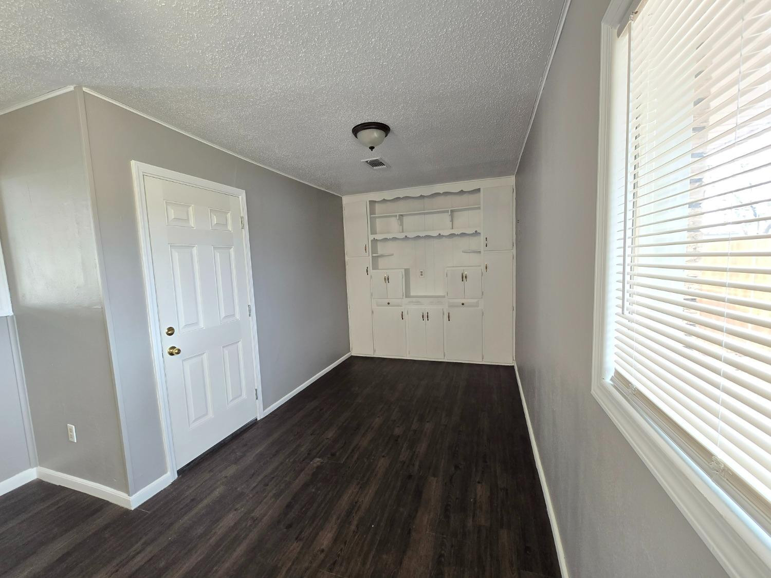 2810 60th Street Lubbock, TX 79413 - Photo 9 of 21 Photo 9