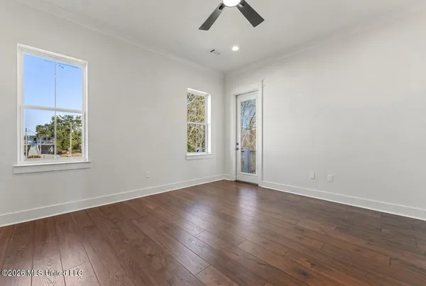 $799,500 | 423 South Girard Avenue, Long Beach, MS 39560