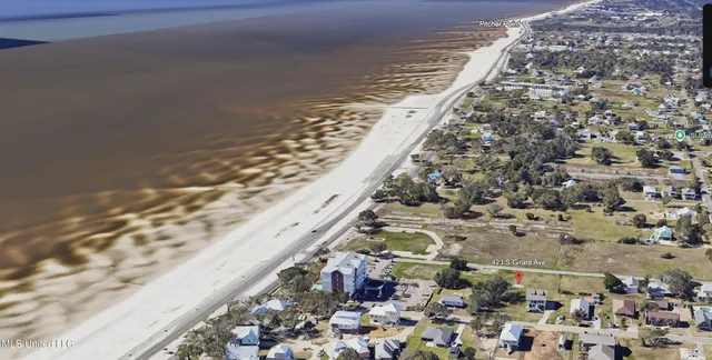 $799,995 | 423 South Girard Avenue, Long Beach, MS 39560