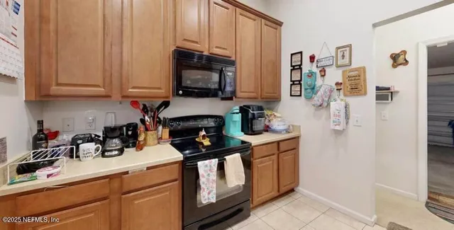 $355,000 | 14250 Summer Breeze Drive East, Jacksonville, FL 32218