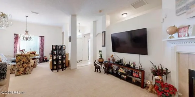 $355,000 | 14250 Summer Breeze Drive East, Jacksonville, FL 32218