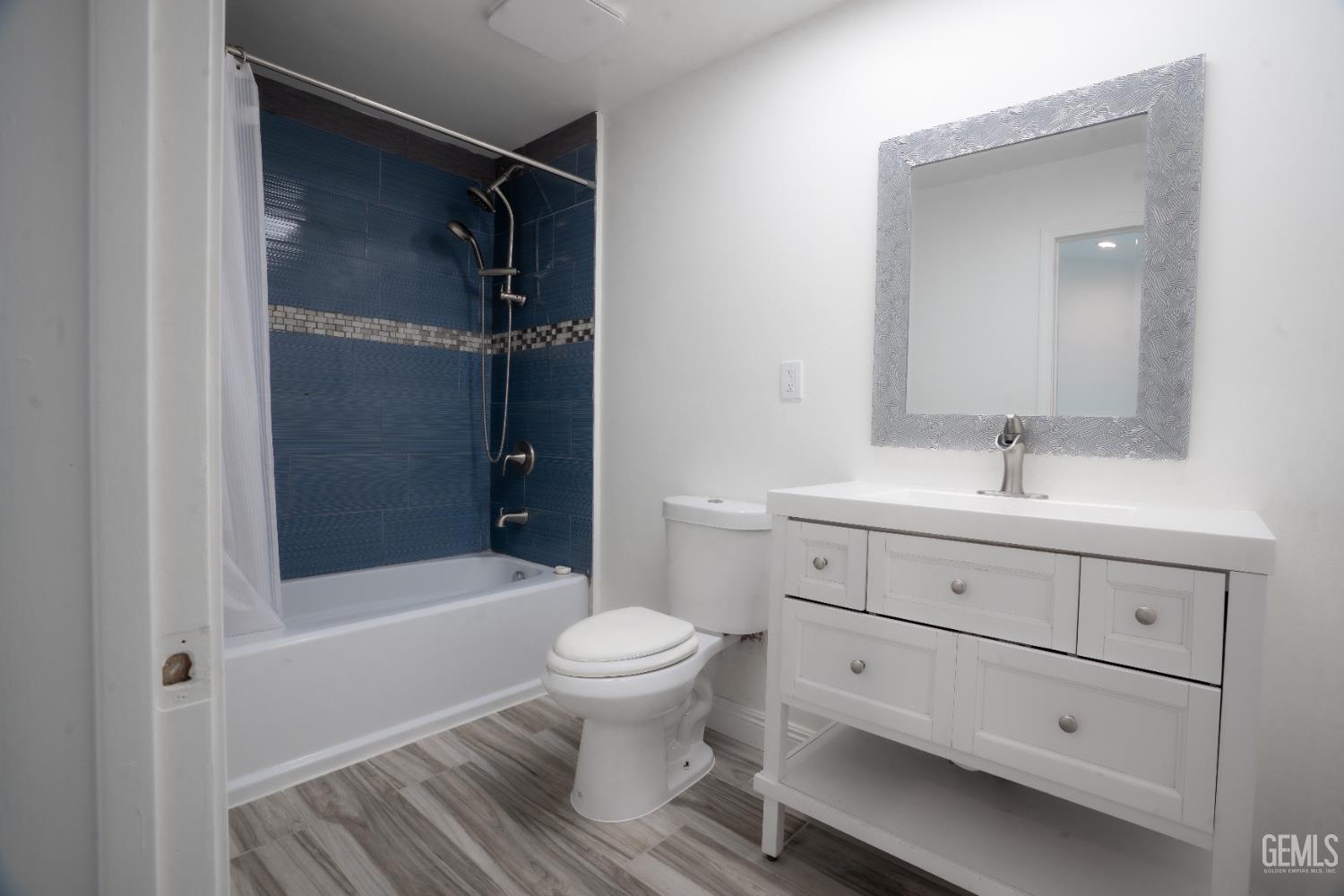 Undisclosed Address Bakersfield, CA 93307 - Photo 17 of 23 Gallery Image 17