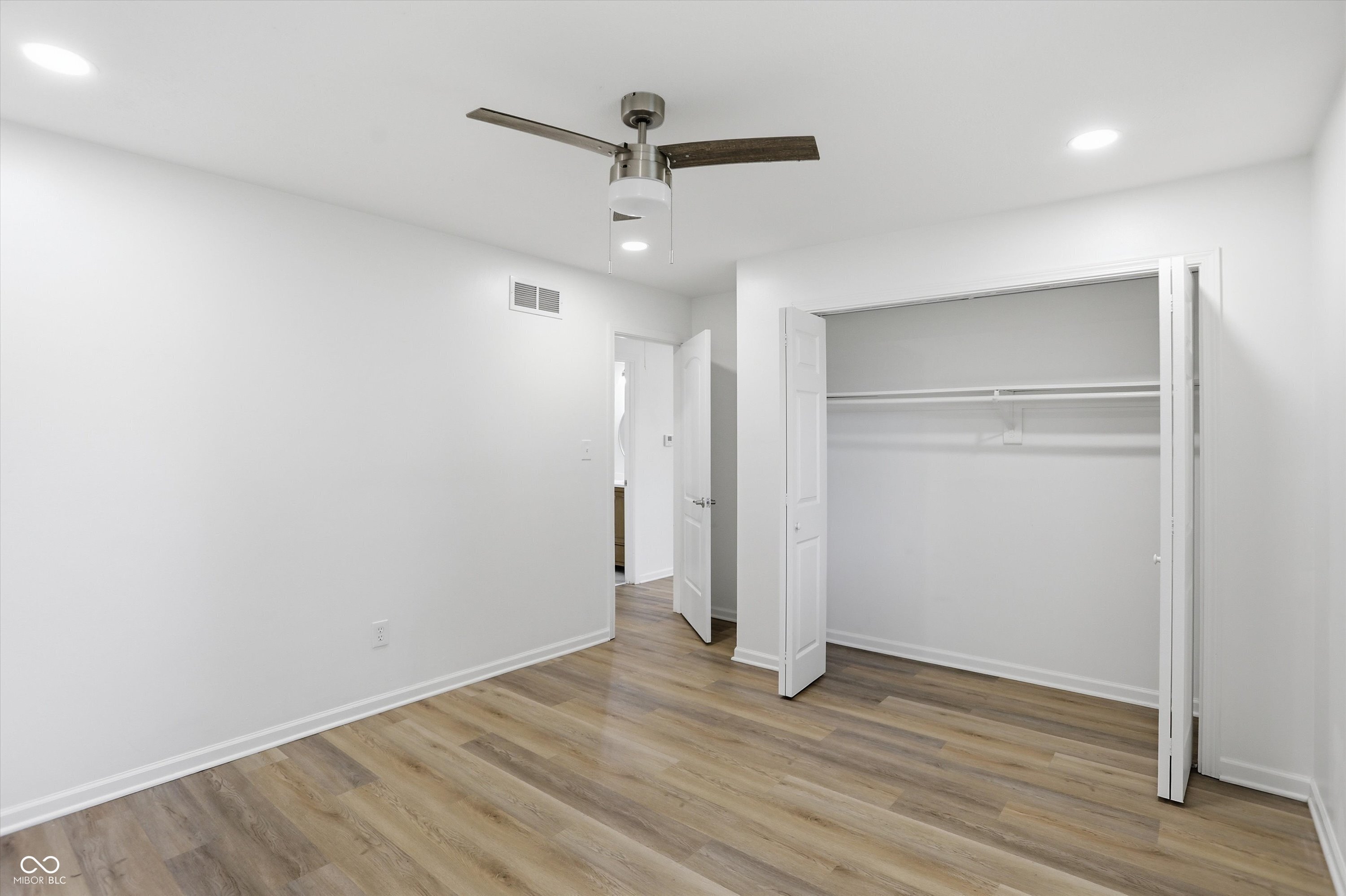 1280 Stonegate Road Greenwood, IN 46142 - Photo 40 of 57