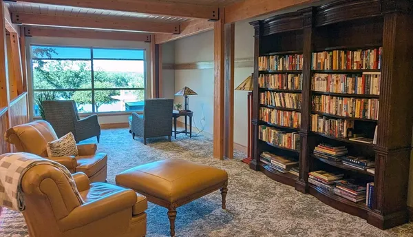 $250,000 | 1900 Rush Lake Trail, Unit 232, New Brighton, MN 55112