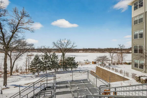 $250,000 | 1900 Rush Lake Trail, Unit 232, New Brighton, MN 55112