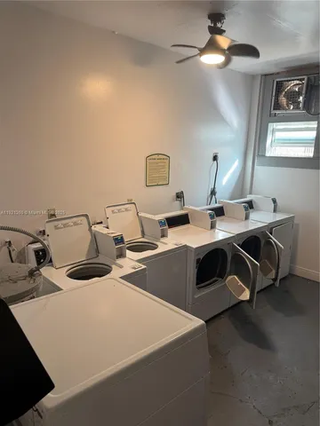 $3,000 | 536 14th Street, Unit 304, Miami Beach, FL 33139