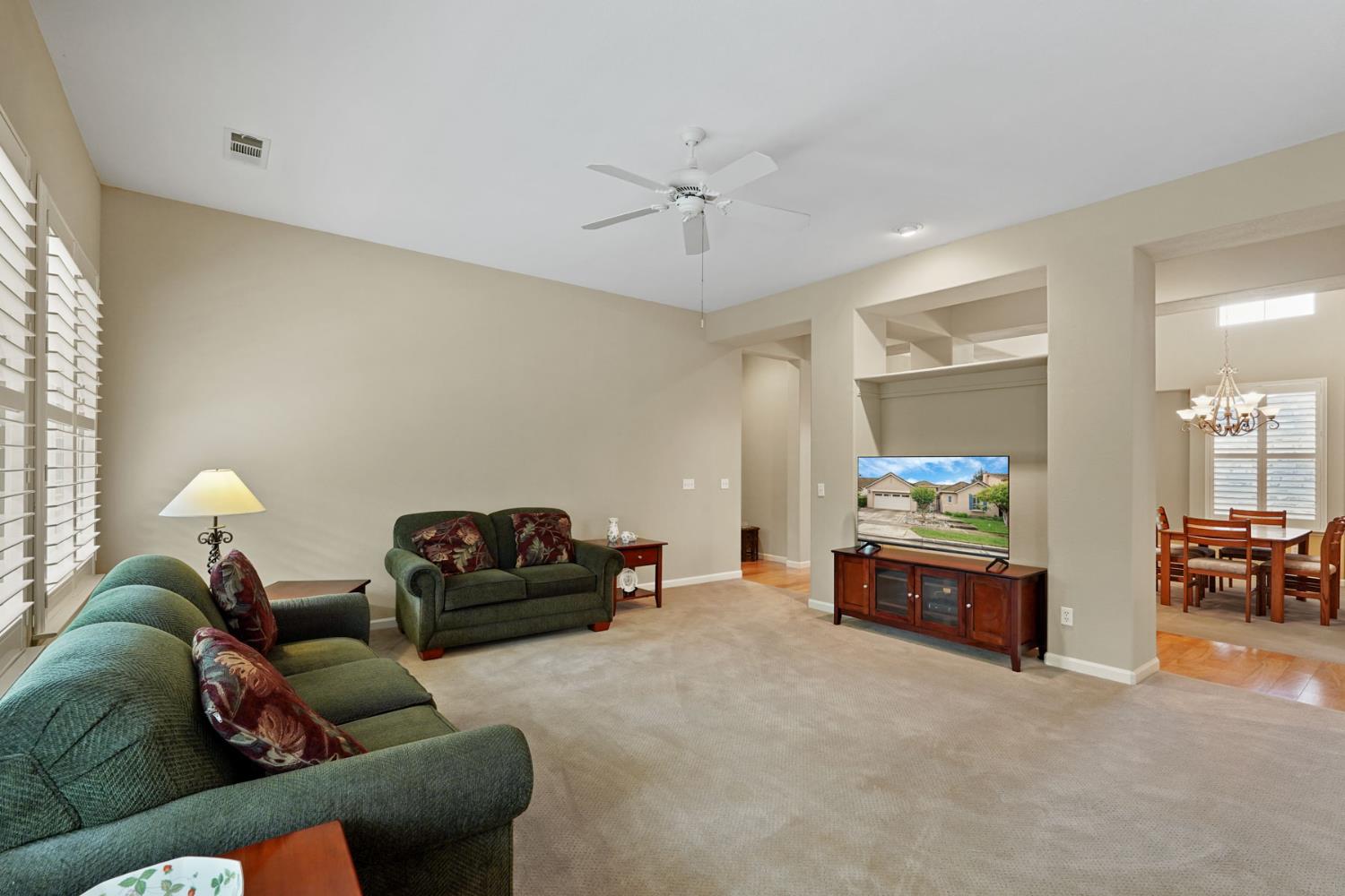 2088 Incline Drive Lodi, CA 95242 - Photo 13 of 34