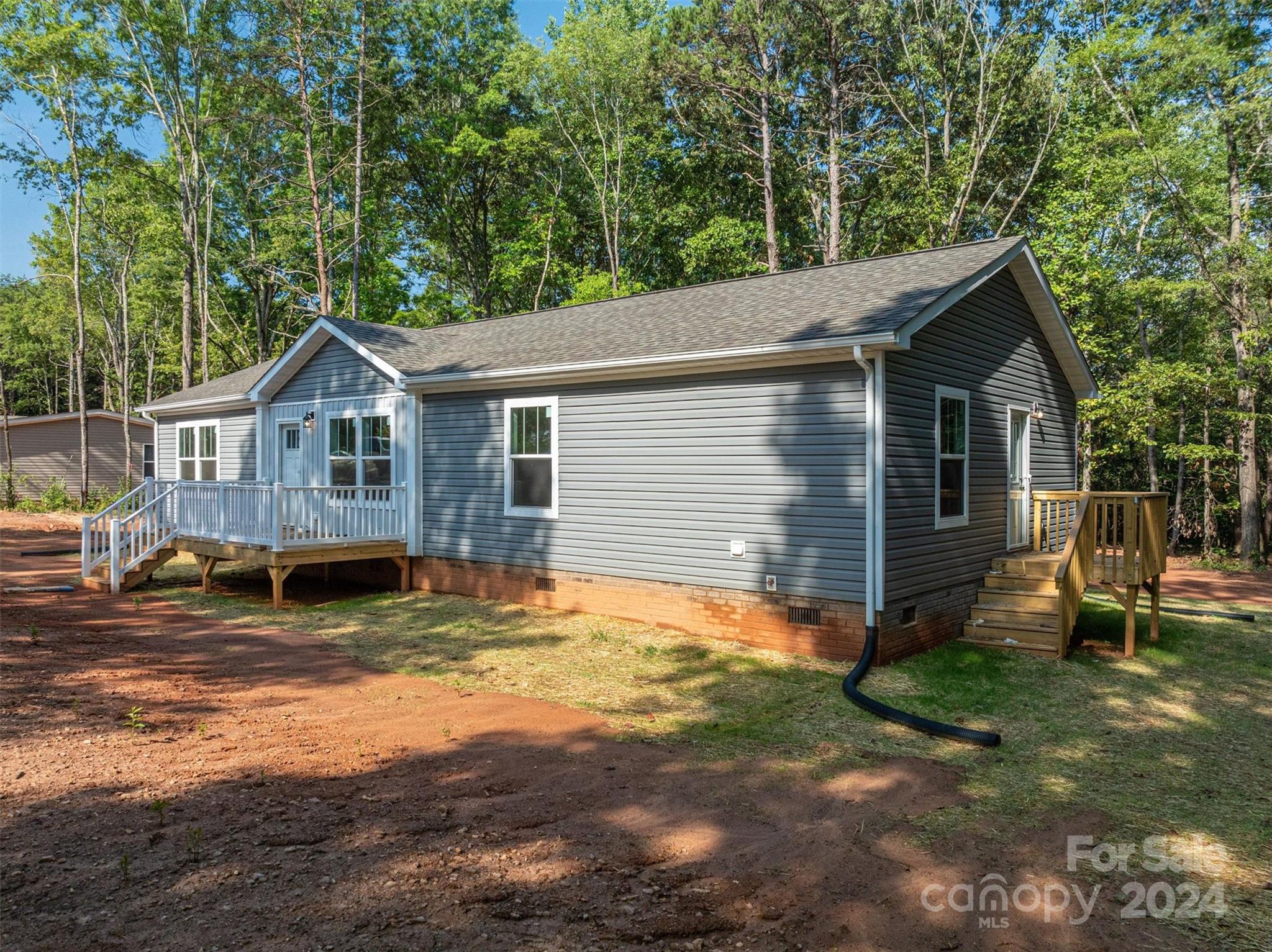 1645-2 Stoney Point Road Shelby, NC 28150 - Photo 2 of 28 Gallery Image 2