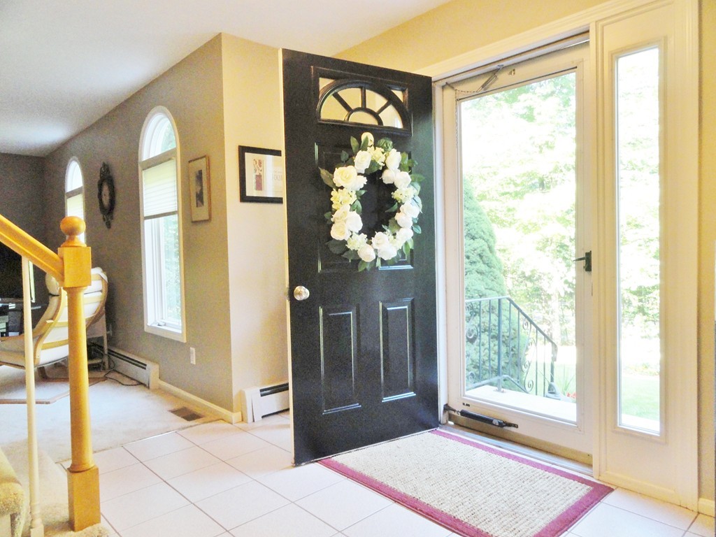 111 Mason Road Holden, MA 01522 - Photo 4 of 30