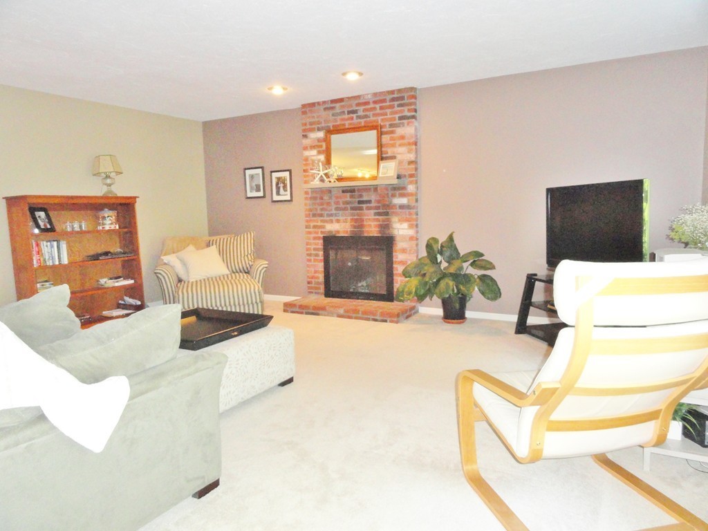 111 Mason Road Holden, MA 01522 - Photo 5 of 30