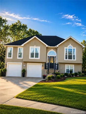 $325,000 | 504 Wildwood Court, Warrensburg, MO 64093
