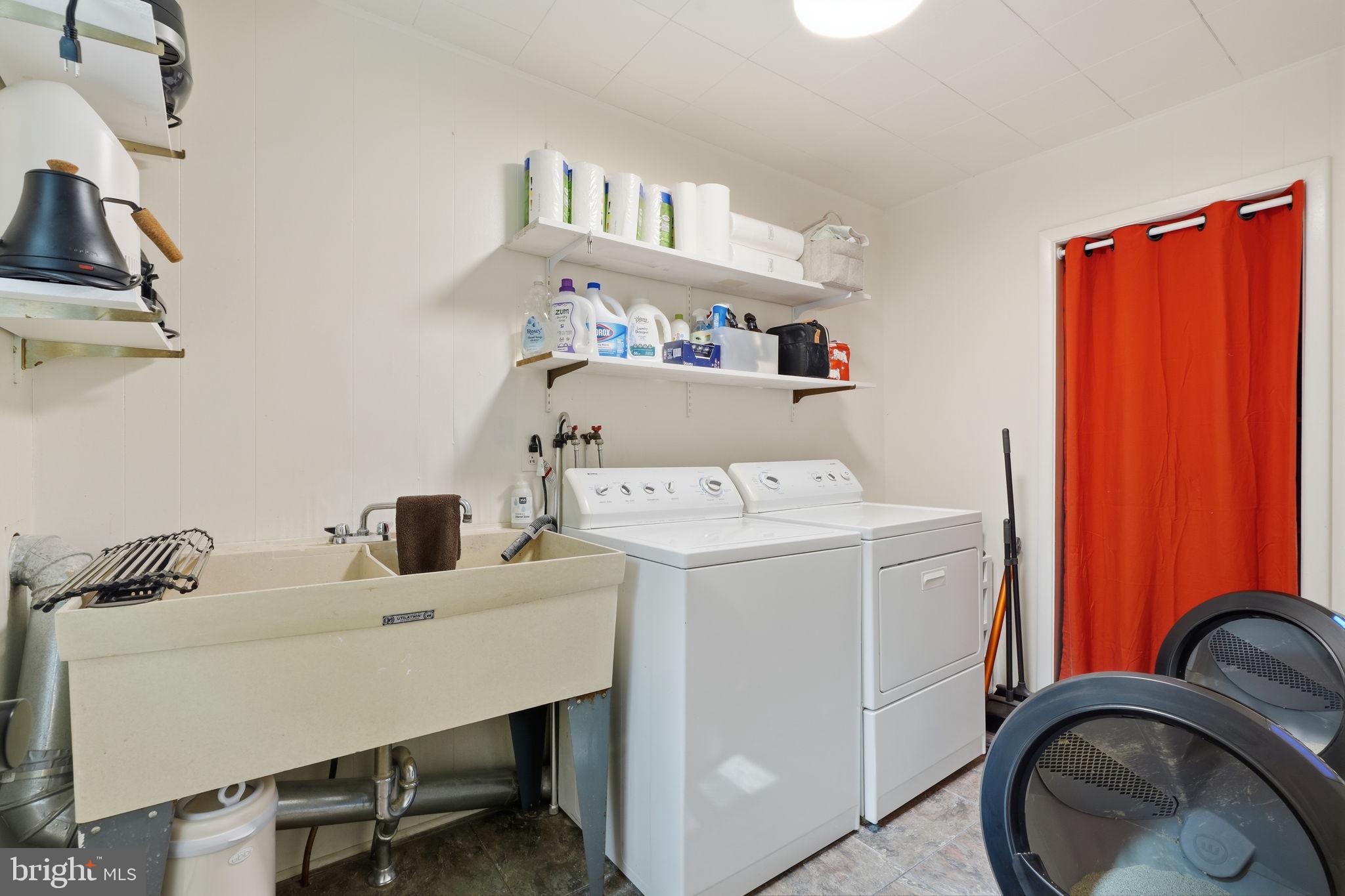 6910 Cliff Road Philadelphia, PA 19128 - Photo 26 of 32 Gallery Image 26
