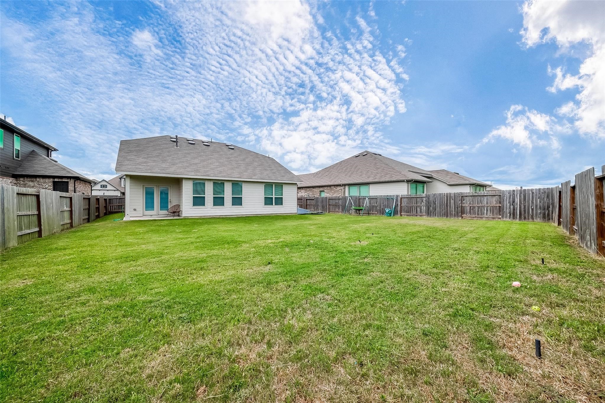 4731 Seabourne Landing Drive Rosenberg, TX 77469 - Photo 45 of 49 a front view of a house with garden