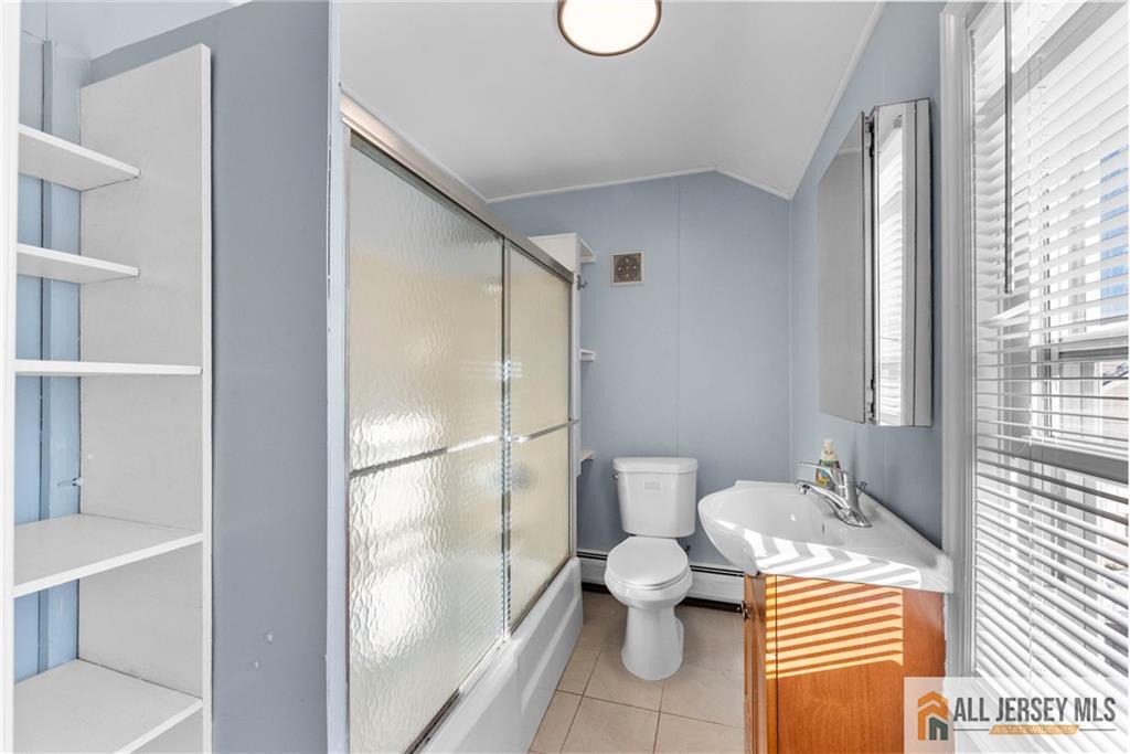 34 Maple Avenue, Unit 2 Edison, NJ 08837 - Photo 7 of 9