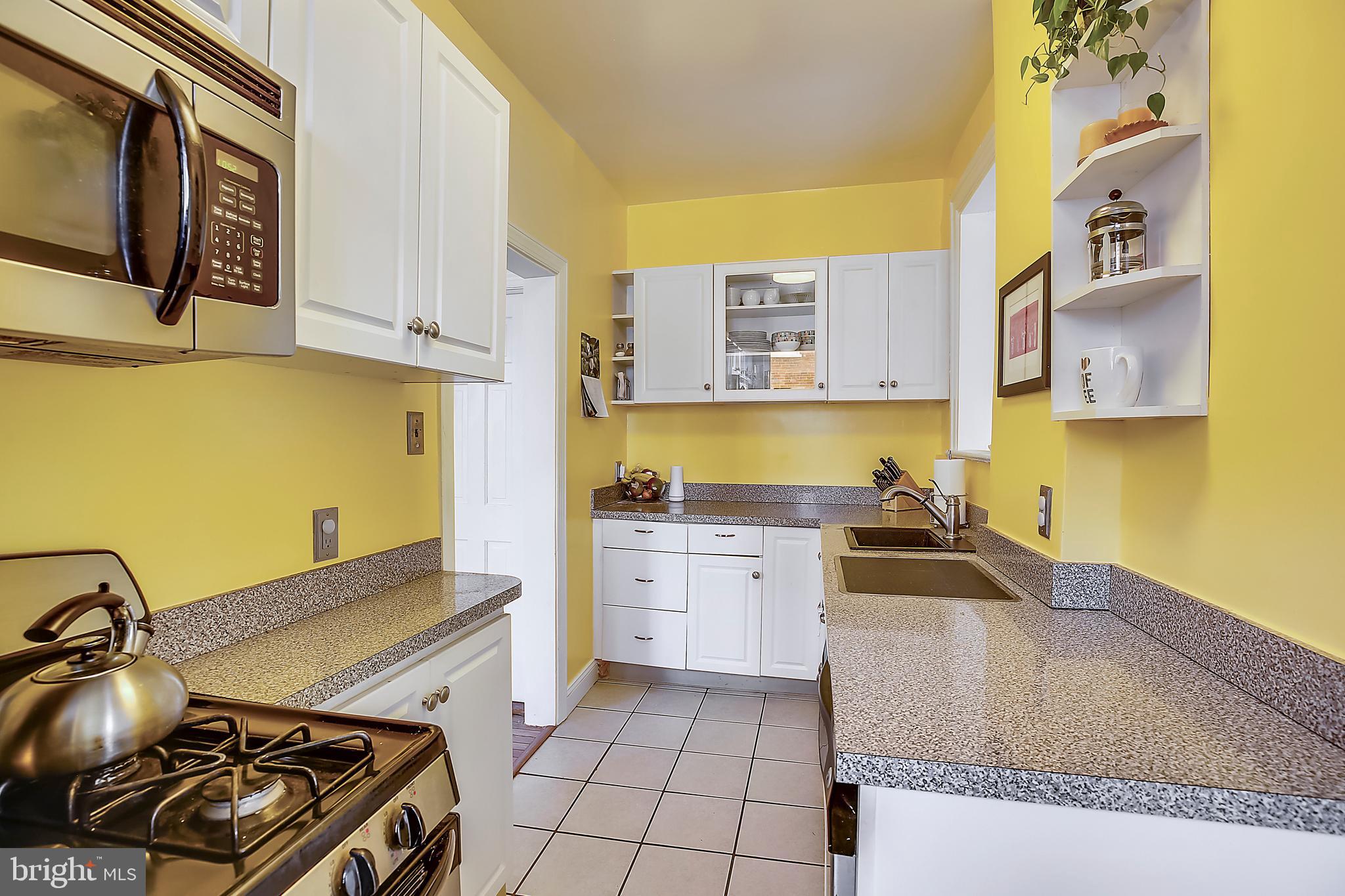 532 Roxboro Place Northwest Washington, DC 20011 - Photo 10 of 23