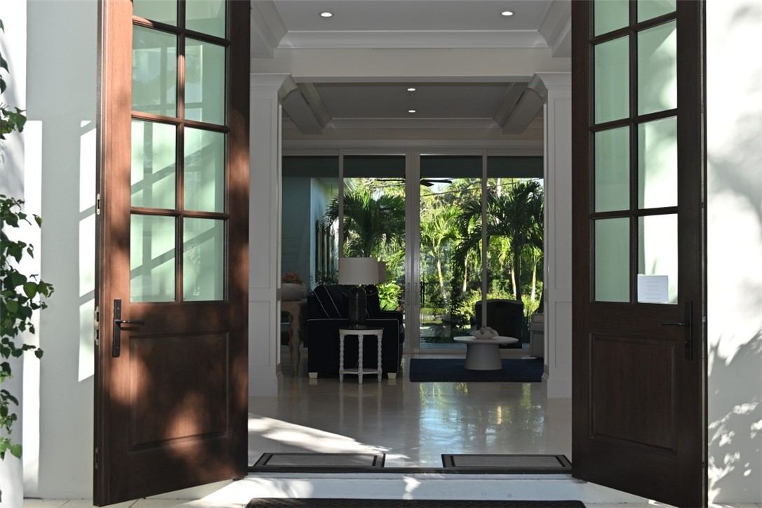 775 Azalea Lane Vero Beach, FL 32963 - Photo 2 of 11