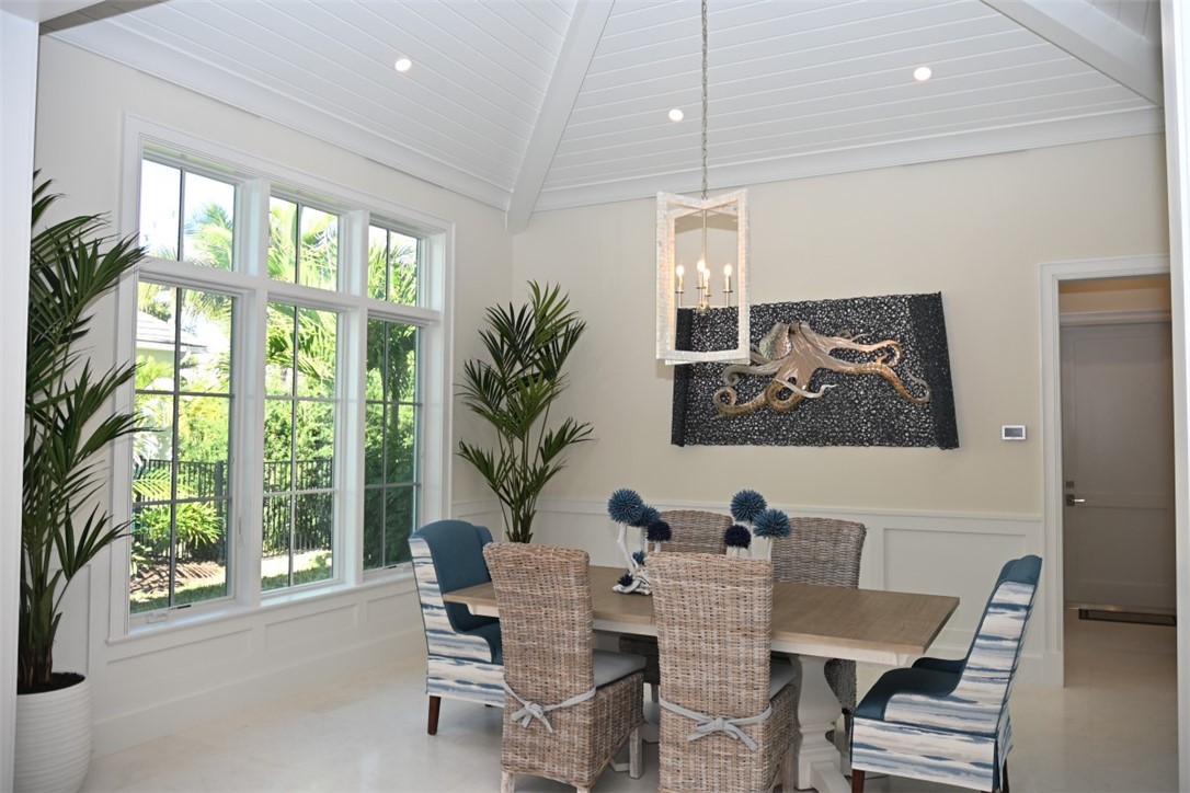 775 Azalea Lane Vero Beach, FL 32963 - Photo 4 of 11