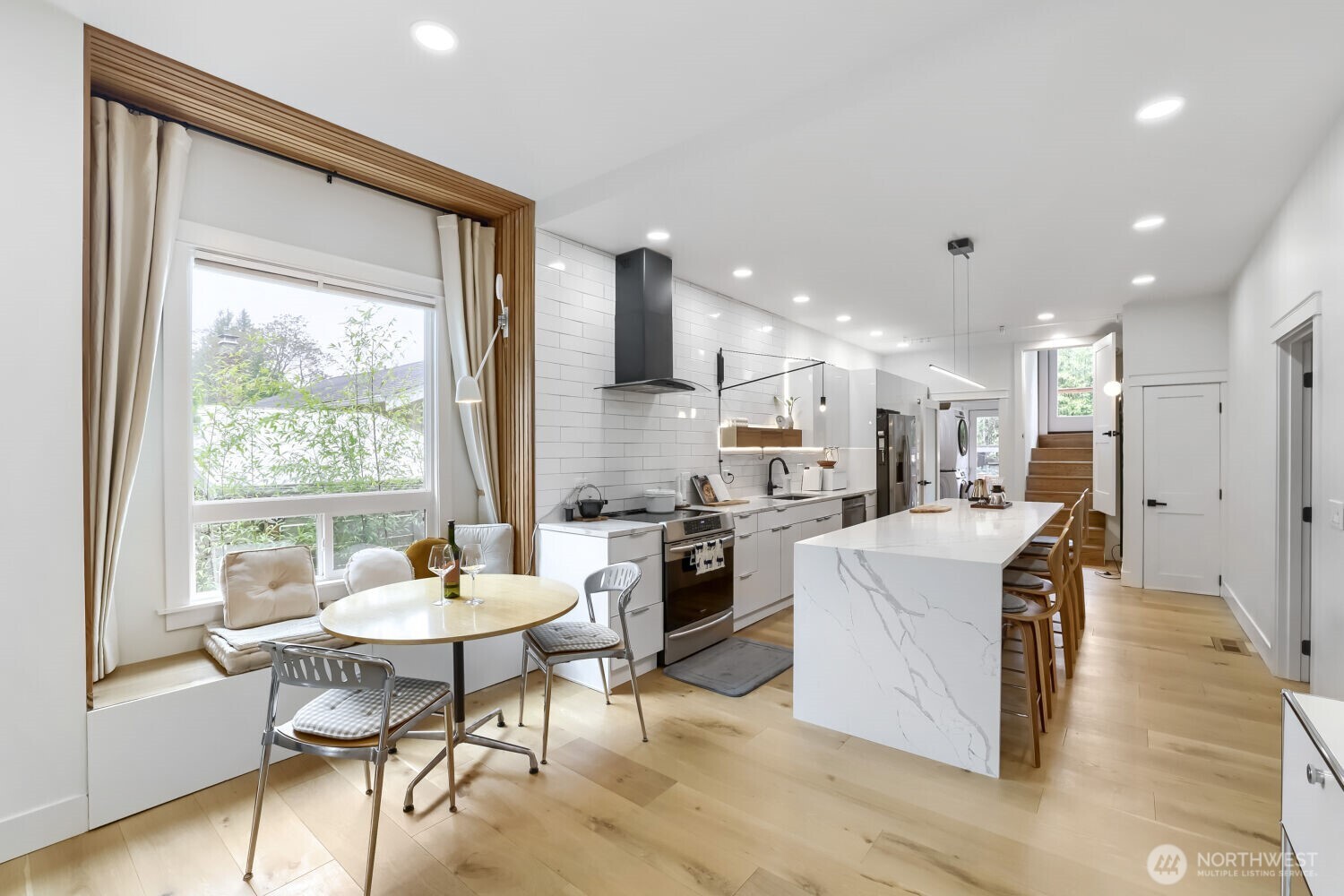 1608 North 50th Street Seattle, WA 98103 - Photo 8 of 30