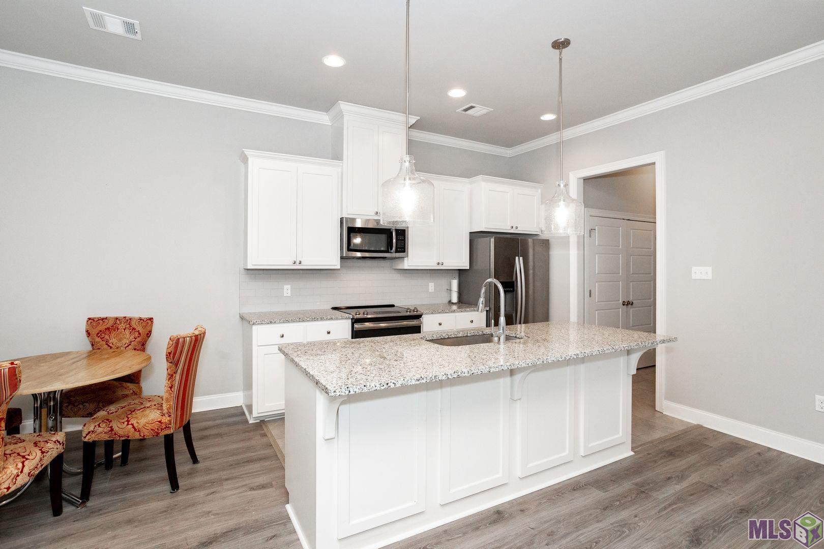 1419 Partierre Lane Baton Rouge, LA 70820 - Photo 6 of 22 Gallery Image 6