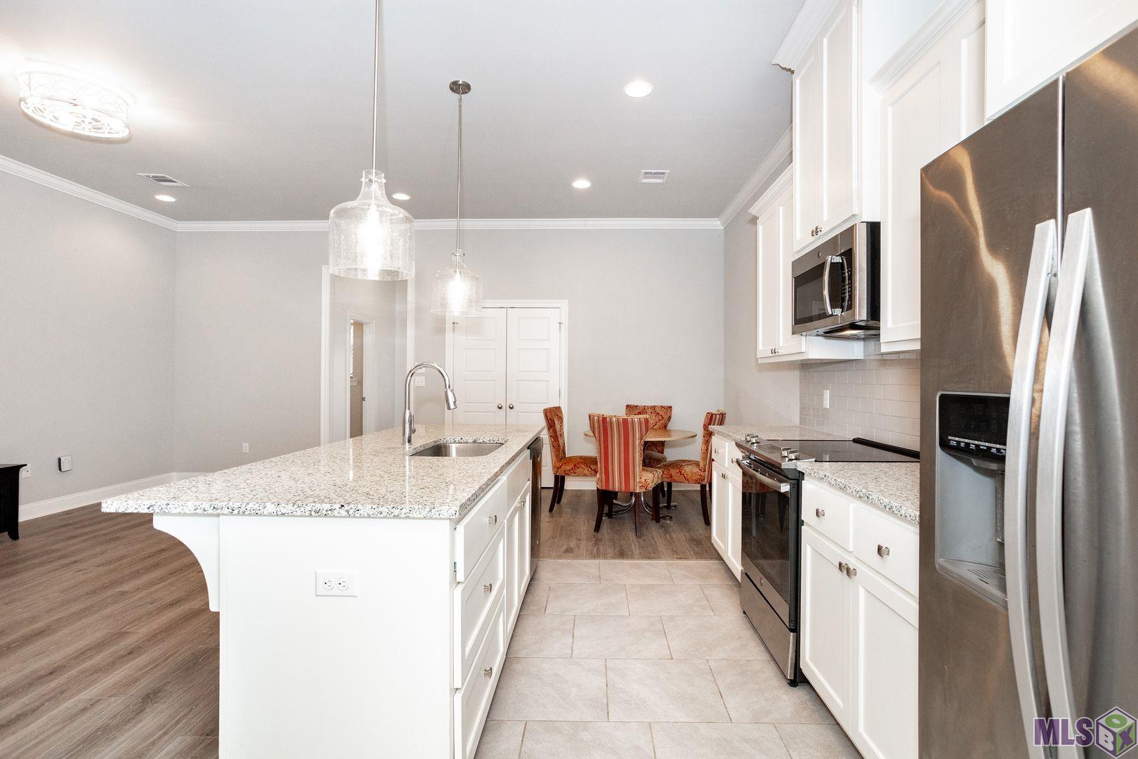 1419 Partierre Lane Baton Rouge, LA 70820 - Photo 7 of 22 Gallery Image 7
