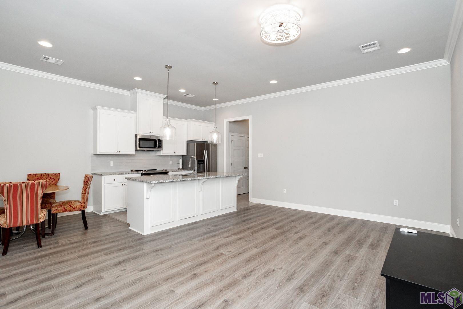 1419 Partierre Lane Baton Rouge, LA 70820 - Photo 8 of 22 Gallery Image 8