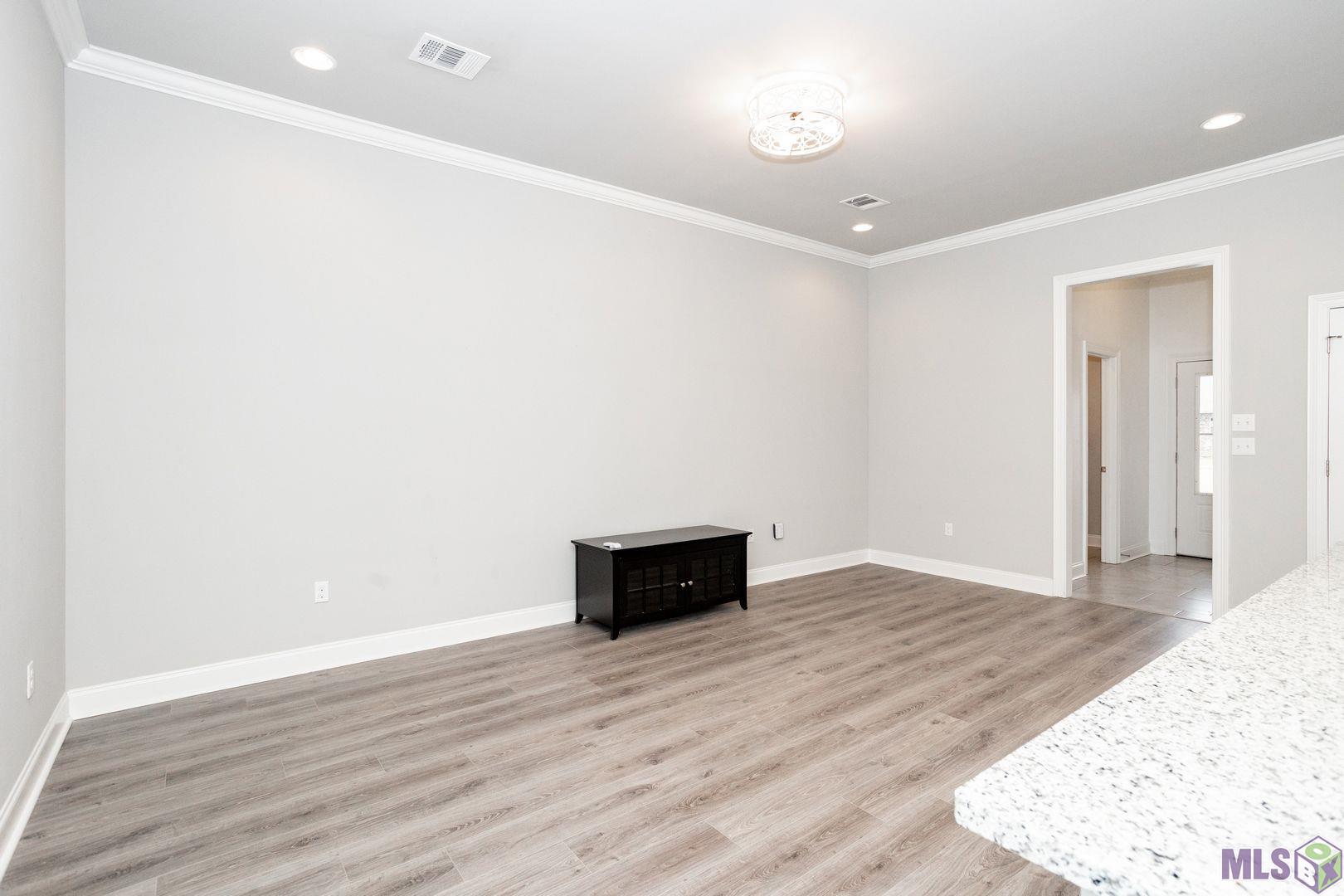 1419 Partierre Lane Baton Rouge, LA 70820 - Photo 9 of 22 Gallery Image 9