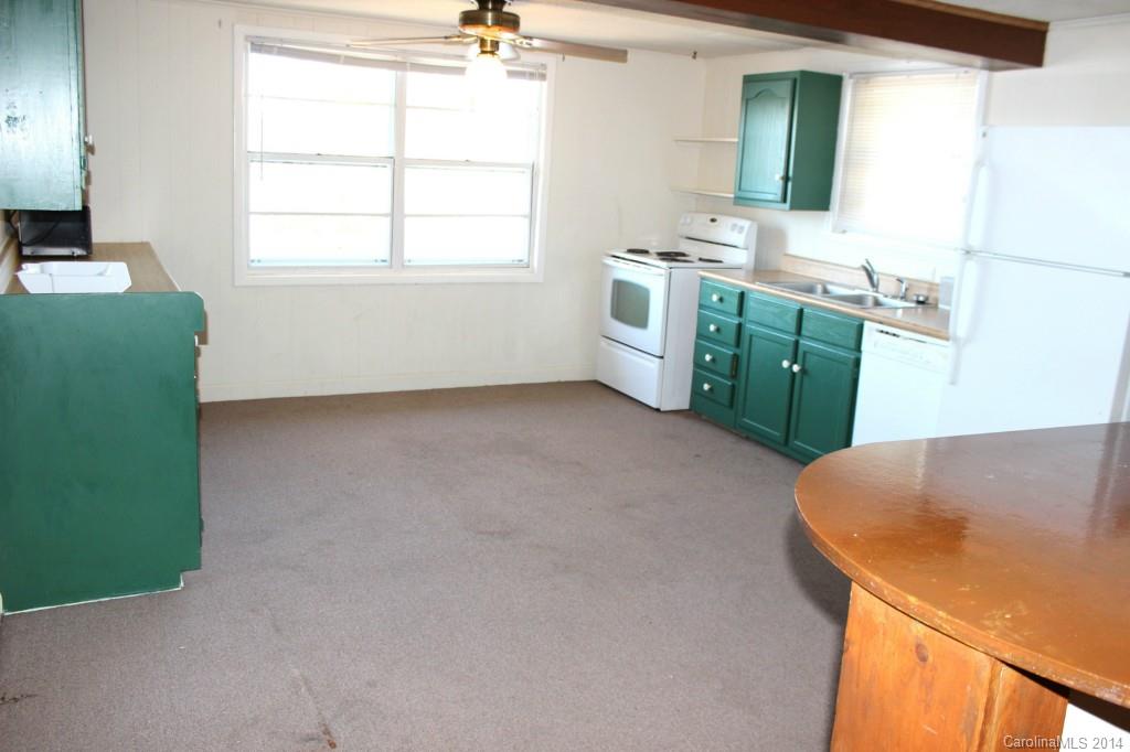 6940 Montgomery Road Clover, SC 29710 - Photo 14 of 24 Gallery Image 14